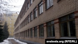 Каля школы