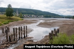 Jezero Kusa, popravke brane u Kusi značile su da će se nivo vode u jezeru morati sniziti.