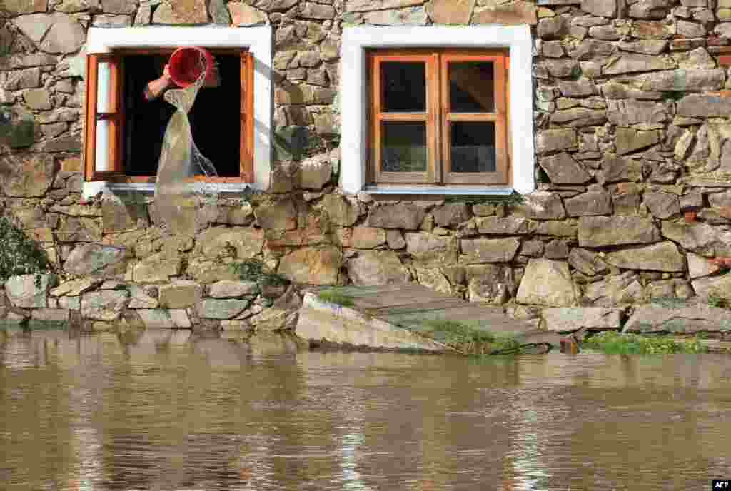 Češka - Putim, nedaleko od Piseka, 5. juni 2013. Foto: AFP / Radek Mica