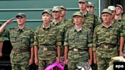 Это такой же кадровый экспромт, как, например, назначение Вадима Бровцева на пост премьер-министра Южной Осетии. Чем заканчиваются подобные импровизации, здесь знают не понаслышке
