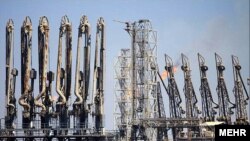 Нафтове родовище на острові Харґ в Ірані