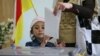 Многие в республике считают, что для маленького общества партийный парламент – это бессмысленное излишество, и настаивают на мажоритарной или хотя бы смешанной системе выборов
