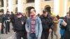 «Он вторгается в жизнь детей». Гомофоб преследует школьников