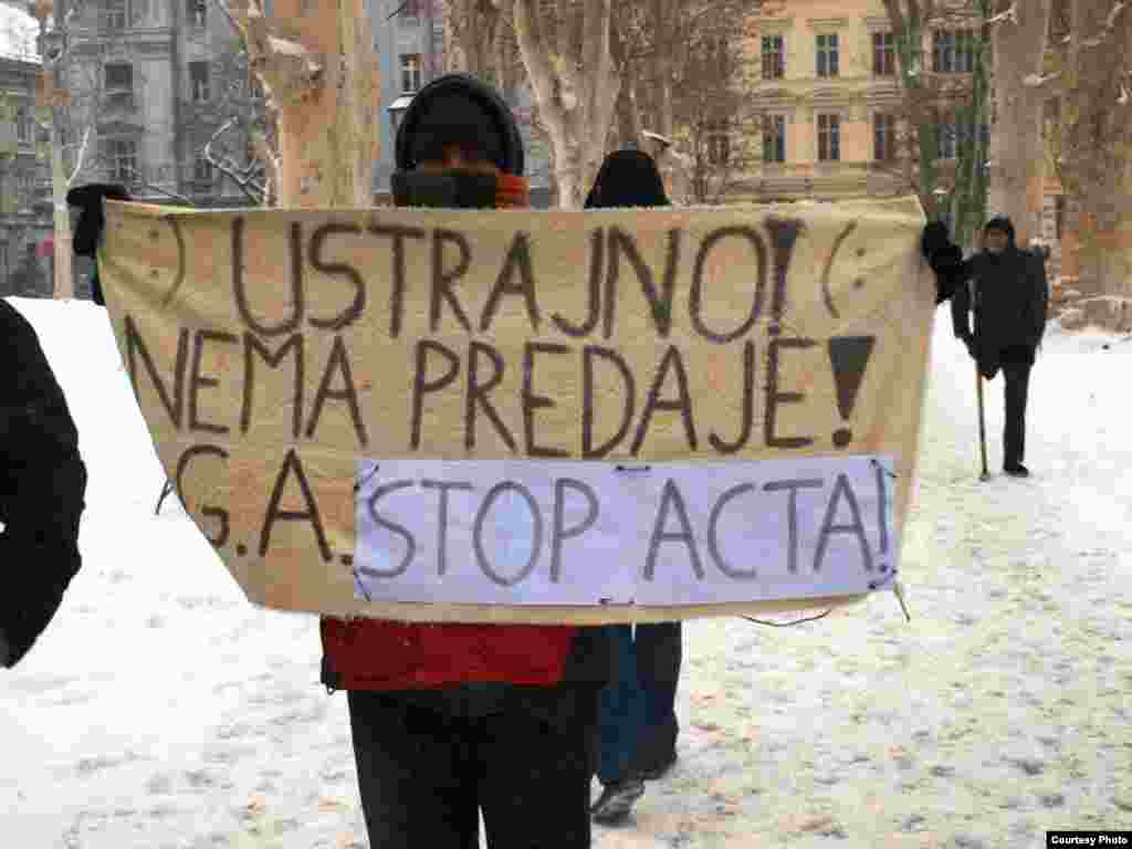 Zagreb - Demonstracije u znak protivljenja međunarodnom sporazumu o borbi protiv falsifikovanja ACTA, 11.02.2011. Foto: Građanska akcija