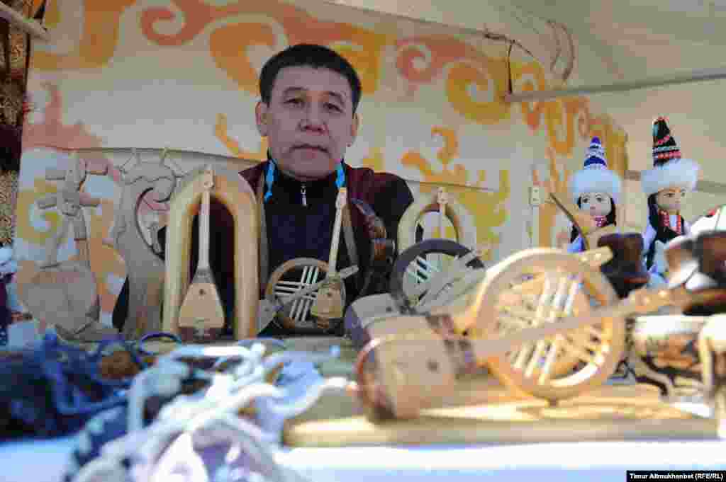 Айдар Елубаев – народный ремесленник из города Семей.