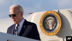 Bijela kuća je rekla da je kompanija MineOne kupila zemljište 2022. godine te da nije informisala Vijeće za strane investicije u Sjedinjenim Državama (CFIUS). Foto: Predsjednik Joe Biden 12. april 2024. 