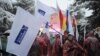 Ходят слухи, что некие силы борются за смену правительства, при этом называется конкретная фамилия человека, которого эти силы хотят видеть во главе кабмина – это неудавшийся кандидат в президенты Анатолий Бибилов