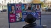 Cetățenii români, inclusiv din Moldova, intră de vineri într-un maraton electoral fără precedent.
