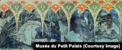 Detaliu al uneia dintre frizele lui Mucha, acum expuse în Petit Palais din Paris. Pictura este situată în partea de sus a cadrului fotografiei anterioare.