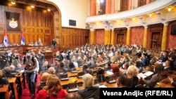 'Što se mene tiče, zaista ima opozicije u parlamentu. One ulične opozicije, koja je trenutno glasnija u medijima od one iz parlamenta, kao što su Dragan Đilas, Boško Obradović, Vuk Jeremić, oni su se sami ispisali iz Narodne Skupštine', kaže ministarka Marija Obradović.