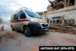 Petrinja jutro nakon potresa 29. prosinca