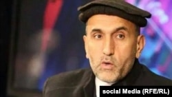 احمدزی: یو شمېر محدود کسان نباید د سولې د خبرو اترو په وړاندې خنډ جوړې کړي.