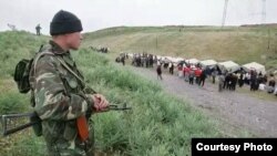 Кыргызские пограничники в Аксыйском районе в Джалалабаде, 21 марта 2016 года.