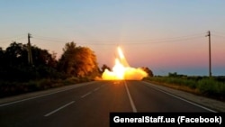 Lansatoarele de rachete HIMARS furnizate de SUA s-au dovedit esențiale pentru Ucraina în primul an al invaziei rusești.
