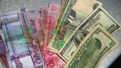 Diňle: Türkmenabatda elden walýutany alyp satýanlara garşy reýd geçirilýär