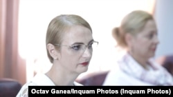 Lia Savonea și Simona Marcu, două dintre membrele CSM care se judecă cu angajatorul