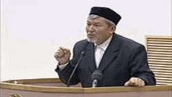 Заместитель председателя управления мусульман Узбекистана шейх Абдулазиз Мансур.
