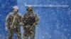 Военные охраняют пресс-центр перед объявлением результатов выборов в Южной Осетии