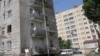 Когда смотришь на изуродованный Цхинвал, невольно задаешься вопросом: быть может, изнуренные лихолетьем люди стали безучастными к тому, что творят с их городом заезжие строители?
