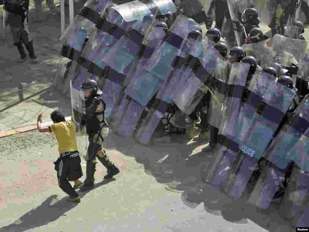 Irak - Protesti pod nazivom ¨Dan gnjeva¨, Bagdad, 25.02.2011. Foto: Foto: Reuters / Saad Shalash