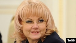 Голикова отметила, что соответствующий указ о создании межведомственной комиссии по координации работы в сфере социально-экономического развития Абхазии и Южной Осетии был подписан Владимиром Путиным