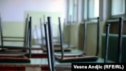 Od početka školske godine, u septembru 2023, primljeno je ukupno 80 dojava u različitim obrazovnim institucijama u Srbiji, saopštio je MUP.