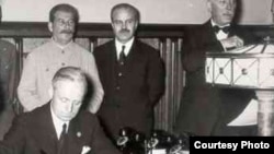 По прошествии 70 лет споры о значении пакта Молотова-Риббентропа не утихают