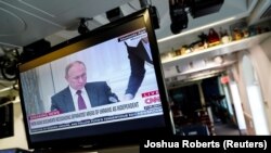 Într-un discurs televizat, președintele rus a recunoscut independența celor două regiuni separatiste din estul Ucrainei, Donețk și Luhansk.