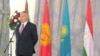 Президент Казахстана Нурсултан Назарбаев открывает саммит глав государств - учредителей международного фонда спасения Арала. Алматы, 28 апреля 2009 года.