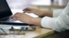 Un studiu recent arată că 7 din 10 angajaţi vor să lucreze mai mult de acasă după relaxarea măsurilor de prevenire a răspândirii coronavirusului.