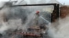 Рятувальники на місці російського удару на Чернігівщині, червень 2025 року