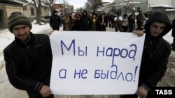 Международные организации, которые работали в зоне конфликта в начале 90-х годов прошлого века, стимулировали создание НПО: этого небольшого времени оказалось достаточно, чтобы произошло становление "отравленных свободой" людей, способных отстаивать интересы общества
