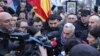 Călin Georgescu a mers alături de mai mulți susținători la ceea ce trebuia să fie o secție de votare din comuna Mogoșoaia. 
