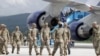  Na sarajevskom aerodromu upriličen je svečani doček za američke vojnike 