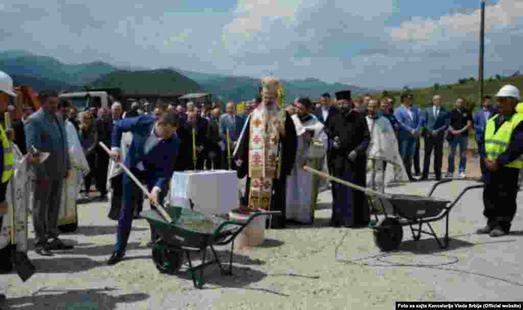 Polaganje kamen temeljca za naselje "Sunčana dolina", juni 2016.