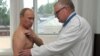 Володимир Путін на прийомі у лікаря. Архівне фото