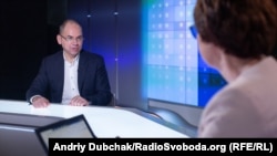 Степанов: у нас чітко записано: всі, хто потребує госпіталізації, їх тестують не методом ПЛР, а методом ІФА, який коштує набагато дешевше