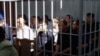 После кровавых событий в Андижане сотни людей были приговорены к лишению свободы на сроки от 10 до 18 лет.