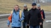 Временный внешний управляющий «Кумтор Голд Компани» Тенгиз Болтурук и президент КР Садыр Жапаров на месторождении Кумтор. 15 июня 2021 г.