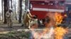 (архівна фотографія) Навчання лісового пожежного загону, 13 квітня 2010 року