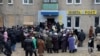 Донецк в очередях за пенсиями.